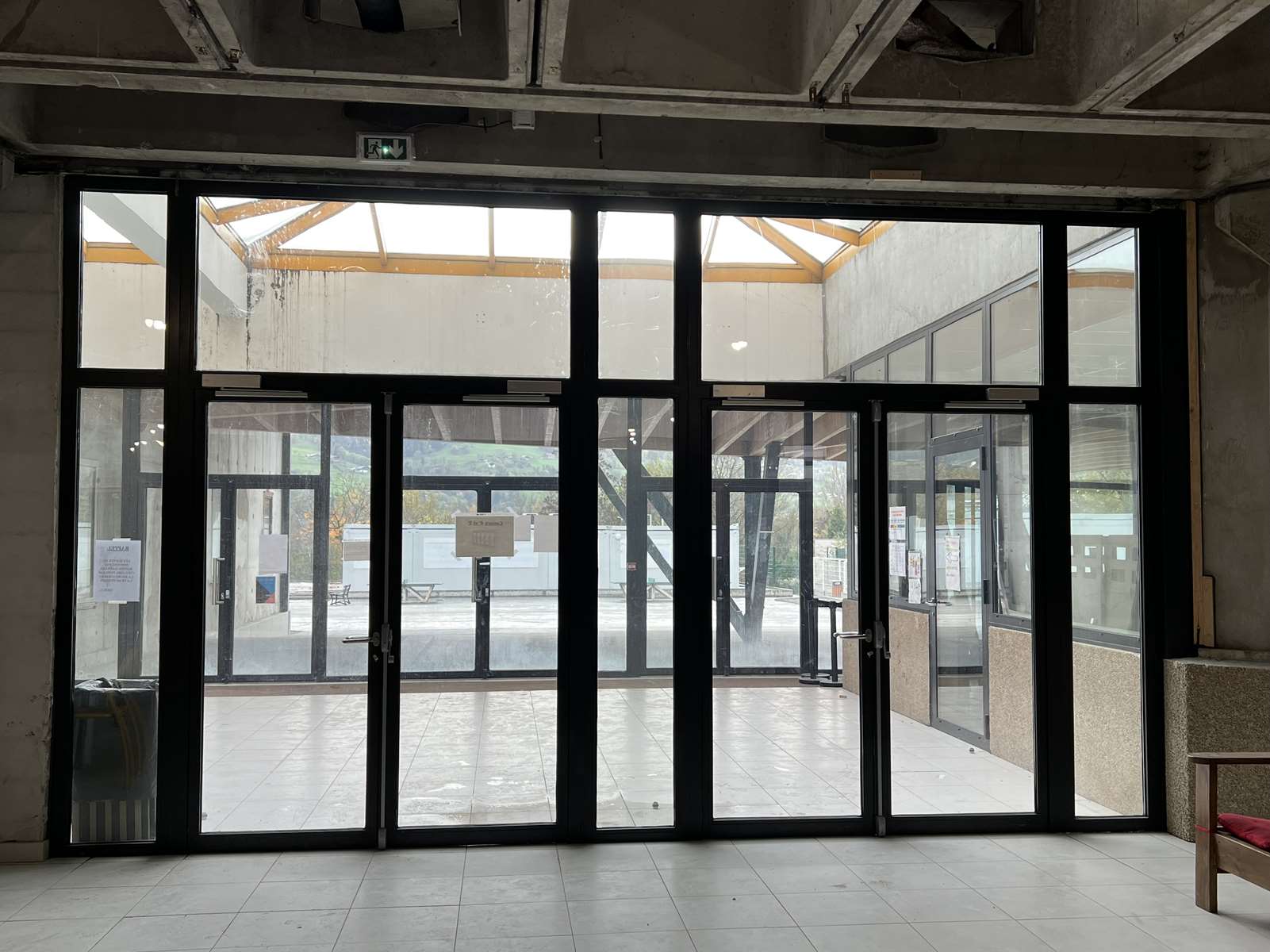 Sas interieur college - MB Steel